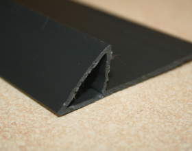 Corner filler long lip.png